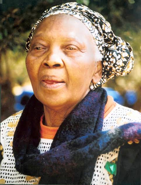 asandamagaqa's tweet photo. I don't know how my mother walked her troubles down...I don't know how she managed2stand her ground, unbowed in the lashing rainstorm decade after decade. She's a nation's Matriarch. #MotherOfAzania #DaughterOfAfrika Phumla ngoxolo Qhawekazi #ZondeniSobukwe #RIPVeronicaSobukwe 💔 https://t.co/pYGejTJXXs