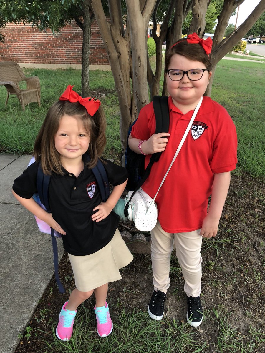 brittanyszr's tweet photo. First day of school for my girls!! It’s always bittersweet for me! We have a first grader and a fifth grader this year! Love them so much and I pray this is a great year for the kiddos, teachers, and all the staff at Collegiate Prep! Love this school! ❤️☺️ #CHISDFirstDay https://t.co/fJfohHZBPM
