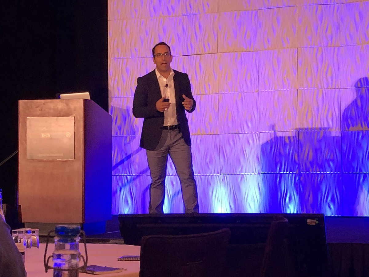DistCentral's tweet photo. Kicking off Day One of the @PPAI_HQ Technology Summit with a look into the future with @IanKhanFuturist. #ppaitechsummit https://t.co/FsvfApL4HQ