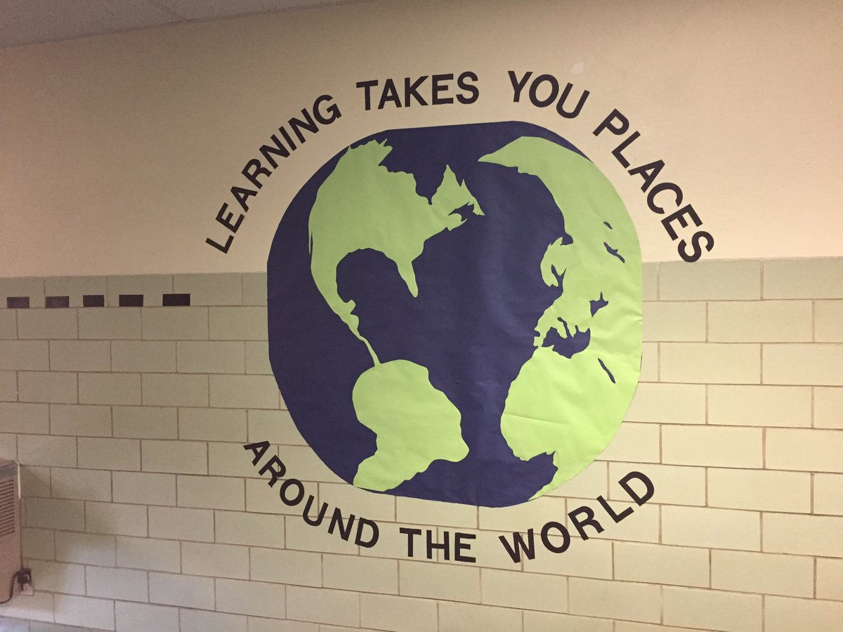 LubbockISD's tweet photo. Students @WheelockES are going places. Happy first day of school! #WeAreLubbockISD https://t.co/oB0Q3NXxlc