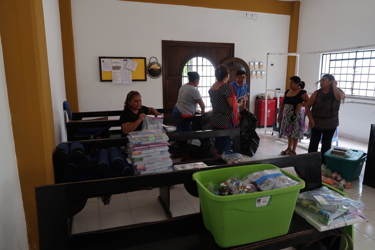 Sharing ministry supplies with "Iglesia Bautista el Camino de la Verdad” in Valladolid, Yucatan.