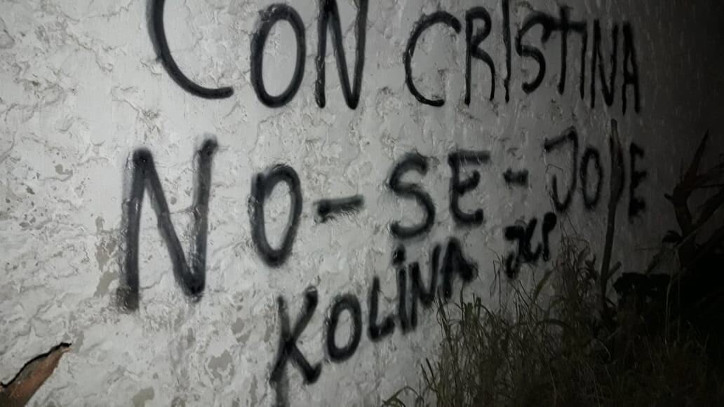 KolinaBsAs's tweet photo. Cuando bancas a la Jefa y las paredes de tu barrio lo saben ❤️.

En José C. Paz, todos con Cristina!!! 

#FuerzaCristina
@CFKArgentina https://t.co/3mnVN7O9BC