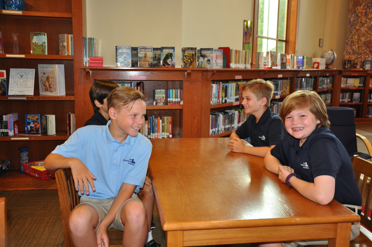 SchenckSchool's tweet image. Hanging out during morning carpool and making new friends...or reconnecting with old! Welcome, students! #TSSFirstDay