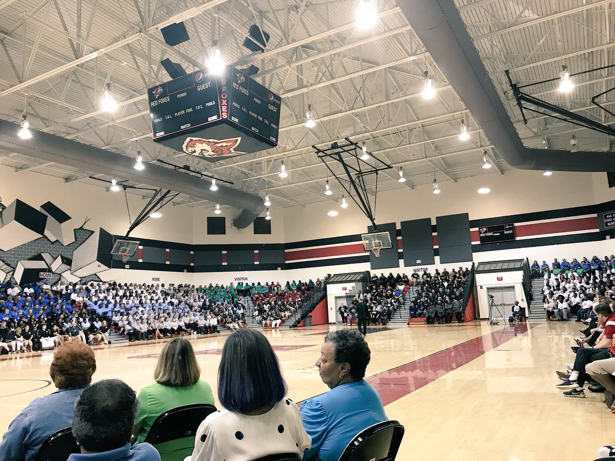 MattFerguson_SC's tweet image. DCSD convocation for faculty /staff. What is your word for the year? Four Pillars to focus on our opportunities for the new year. #teachDCSD