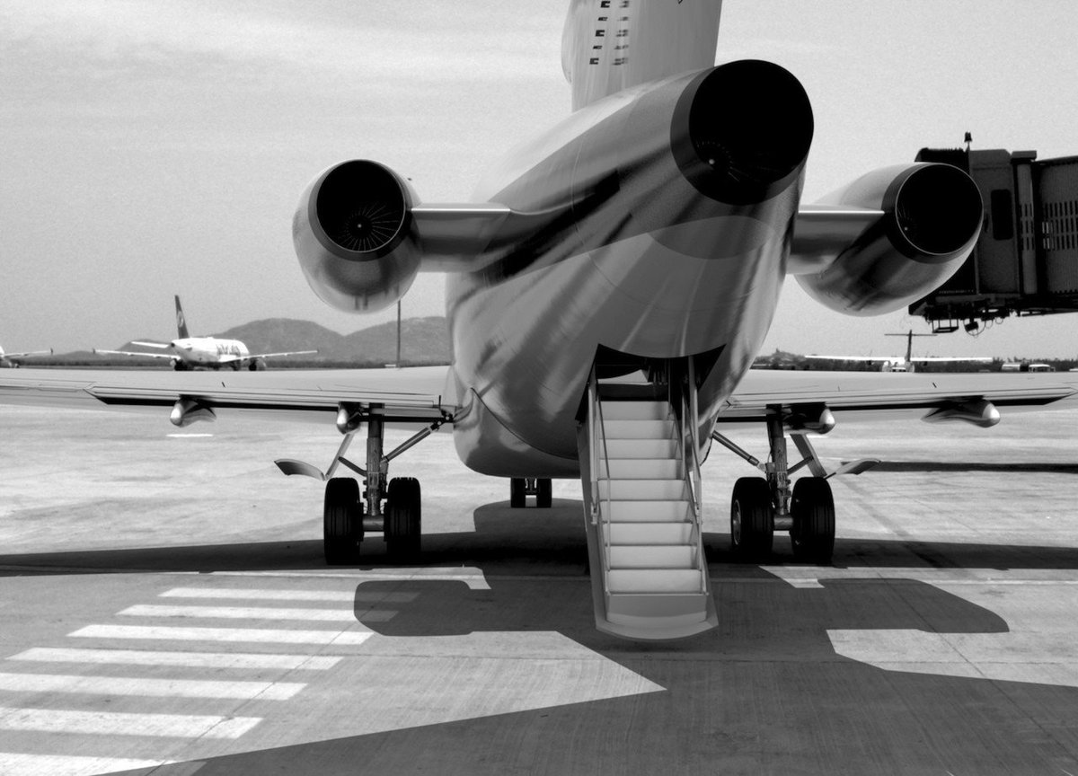 FlyClearview's tweet image. No guestlist needed for this VIP entrance.

#Clearviewaviation #vip #privatejet #vegasguestlist #teterboro #lasvegas #jetcharter #redcarpet #businessaviation FlyClearview.com