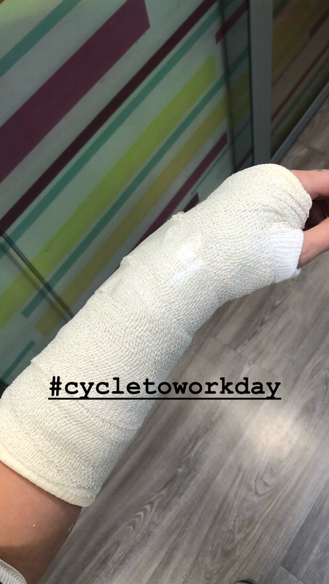 Nic_ole's tweet photo. #cycletoworkday https://t.co/QKTJWCilh8