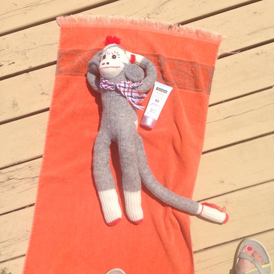 _JoelleOnAir's tweet photo. So far no luck in finding George's person... but I may have found him.. a girlfriend?
Check out this beauty, photo submitted from Ontario!
@darrenhailes #GeorgeInYYC #longdistancerelationship https://t.co/QZNAXJTdHv