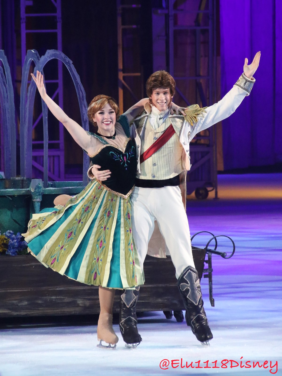 Elu ディズニー オン アイス ミッキーのスペシャルセレブレーション アナ ハンス王子 エルサ クリストフ Disney Disneyonice ディズニーオンアイス Fozen アナと雪の女王 アナ エルサ ハンス王子 クリストフ T Co I3dwr91izk