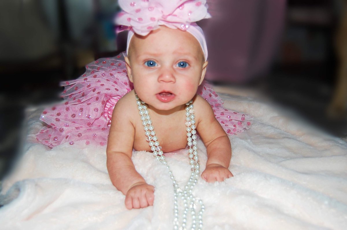 baileylynette14's tweet photo. Those baby blue eyes😍 https://t.co/u2zi5u17M7