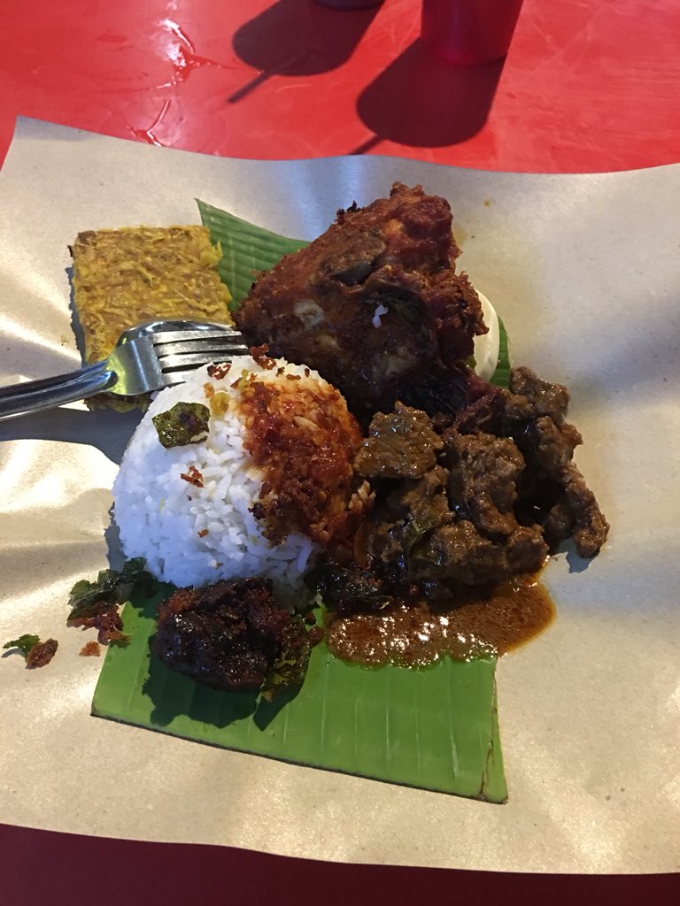 AditRahim's tweet image. #sambalsedap ke tak? About to find out:

Bangsar depan Balai.