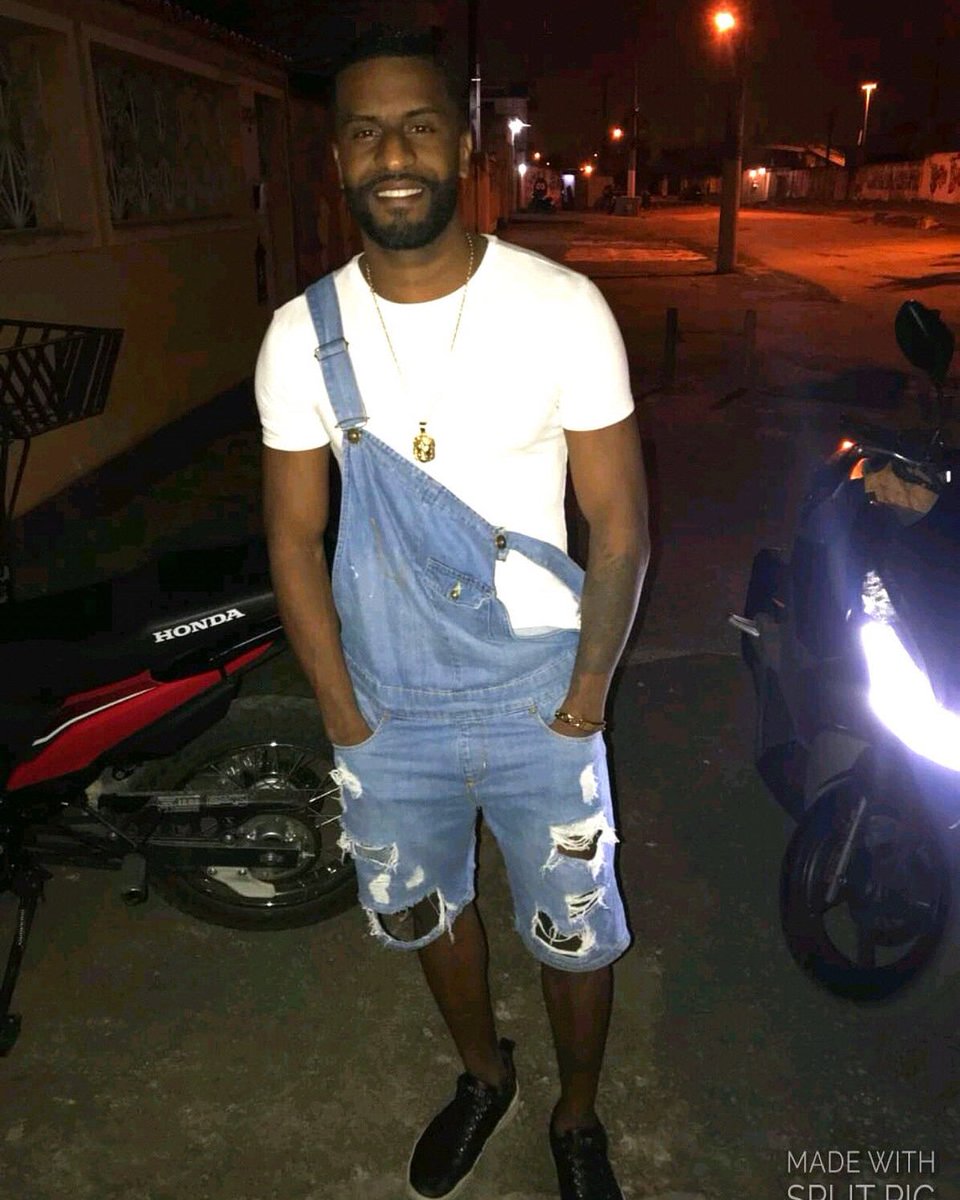 cavanhaque93's tweet photo. Maquinado bem trajado 🎵 https://t.co/pjdpIXwNyi