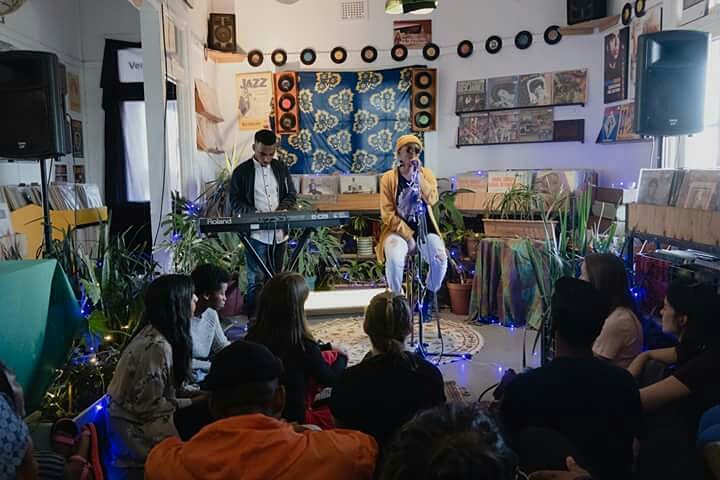 RyanRootsUp's tweet image. We recorded another episode of #CuttintheWax and features @RHEABLEK. 

Thanks @Rusool  for the behind the scenes snaps. We'll be sharing these while the video gets edites.

We're really amped for you to see this one :)

#CuttingtheWax #KhayaRecords #Durban #DurbanMusic