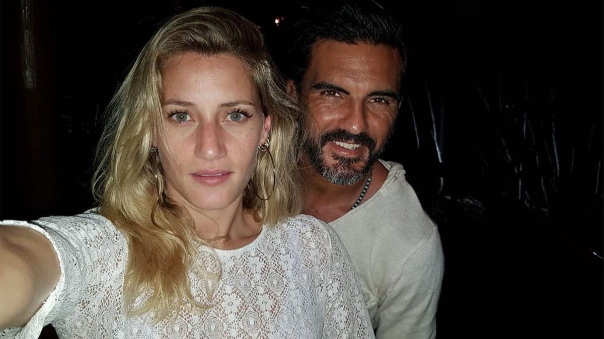 genteonline's tweet photo. Fabián Cubero y un romántico mensaje a Mica Viciconte en su primer año juntos: "Qué lindo fue encontrarte"  https://t.co/dd1W5coENx https://t.co/x26JNj4zum