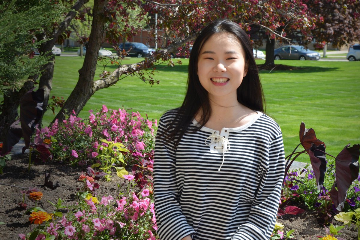 AlvernoCollege's tweet photo. #StrongWomanWednesday celebrates Alverno exchange student Ho-Sun! Ho-Sun, who is studying psychology and business, is from Korea and says she’s become more confident. Her advice to others studying abroad? “Be brave! It’s a really good opportunity to learn something new.” https://t.co/okhoyNhSYL