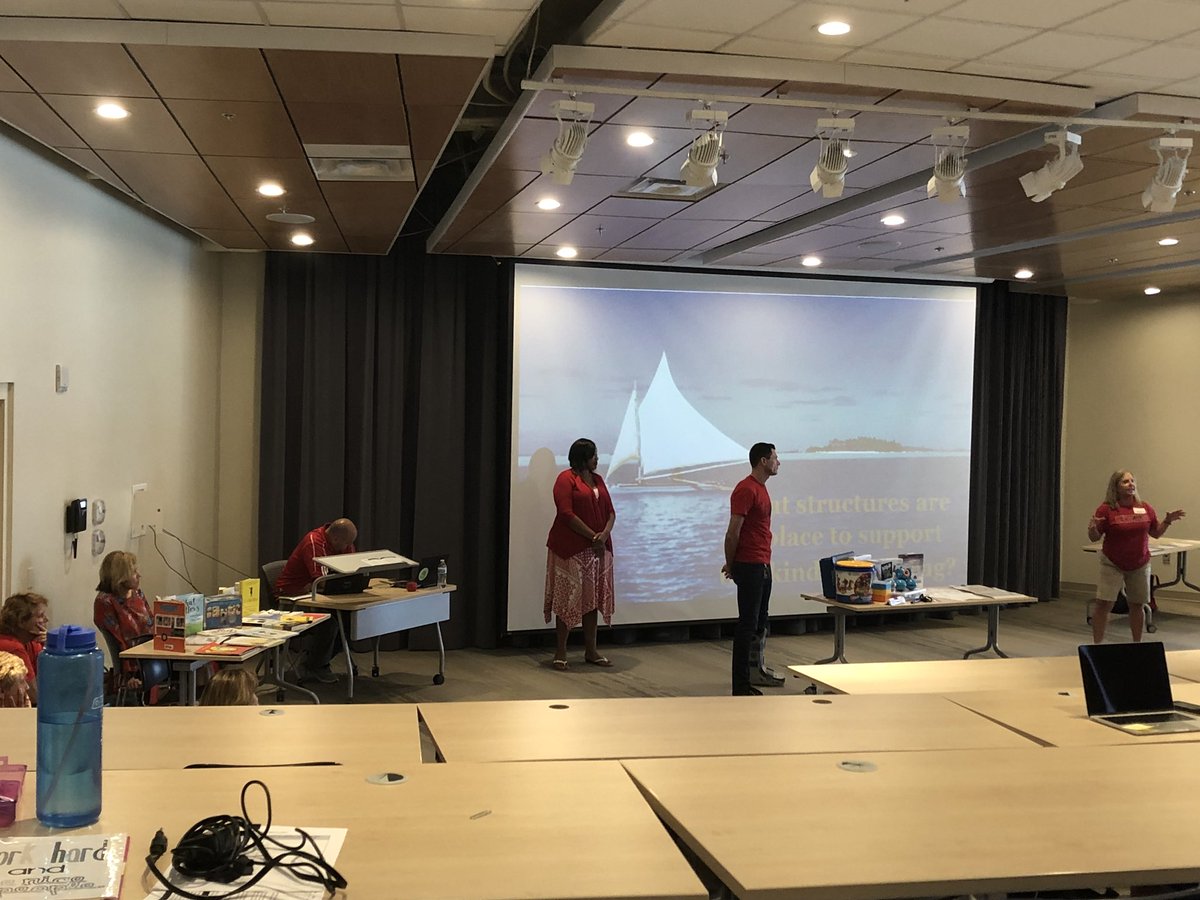 lasilvervb's tweet image. Thank you to @KbartonKrista and your team for sharing all the fabulous things happening at Parkway! #parkwayfever #KnowWhy