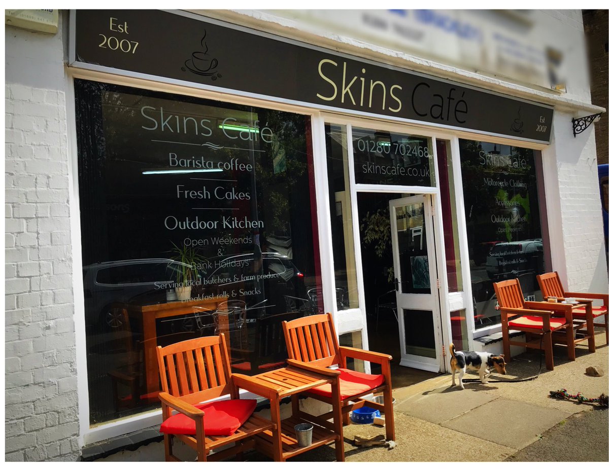 Lassx's tweet photo. Popped into Skins to restock with T-shirts, nice to see Kevin the dog too ☺️🐶 #bikercafe #bikers https://t.co/j8SX2SNimm