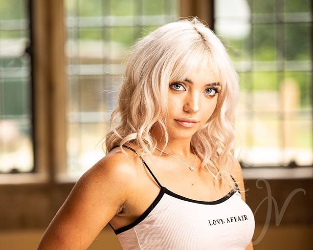 socereroflight's tweet image. Gorgeous model while I demonstrated the #pixaprolighting and the #TCM function on the ST-IV trigger. Thanks @kayleighlf for being so gorgeous. ift.tt/2MqSTRE