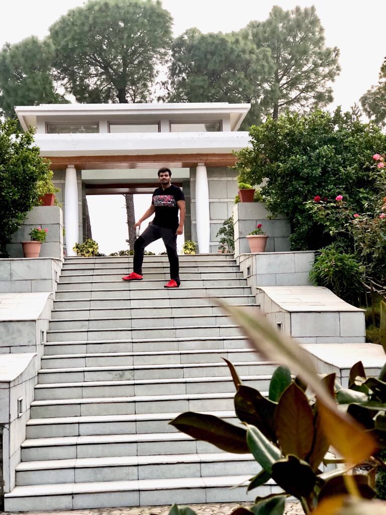 HeroManoj1's tweet image. In love with the beautiful sightings of #Parwanoo..😍😍 
#MakingMemories #BlessedLife #HimalayasCalling #Day1