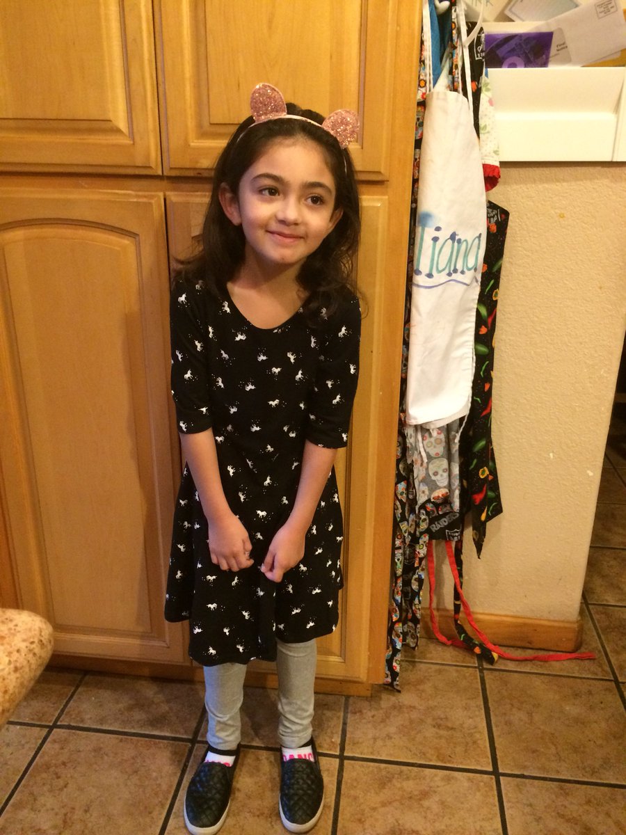 LeahsAHobbit's tweet image. WHOS CRYING HA HA 😪 #MyNotSoLittleLittle #FirstGrader