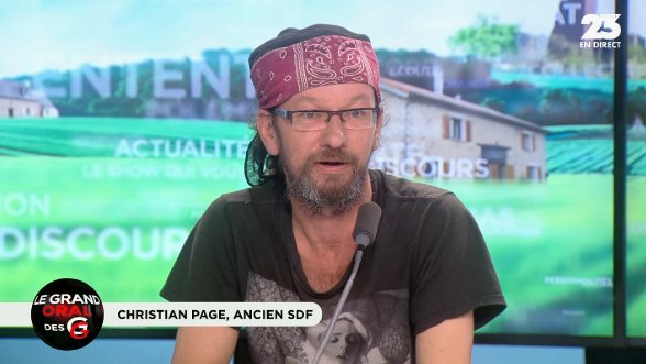 GG_RMC's tweet photo. VIDÉO 🎬 - "On devrait retirer la nationalité aux fachos qui stoppent les migrants dans les Alpes !" @Pagechris75 #GGRMC
👉👉👉 https://t.co/XkZReVtAz3 https://t.co/KMvgvyQFfV