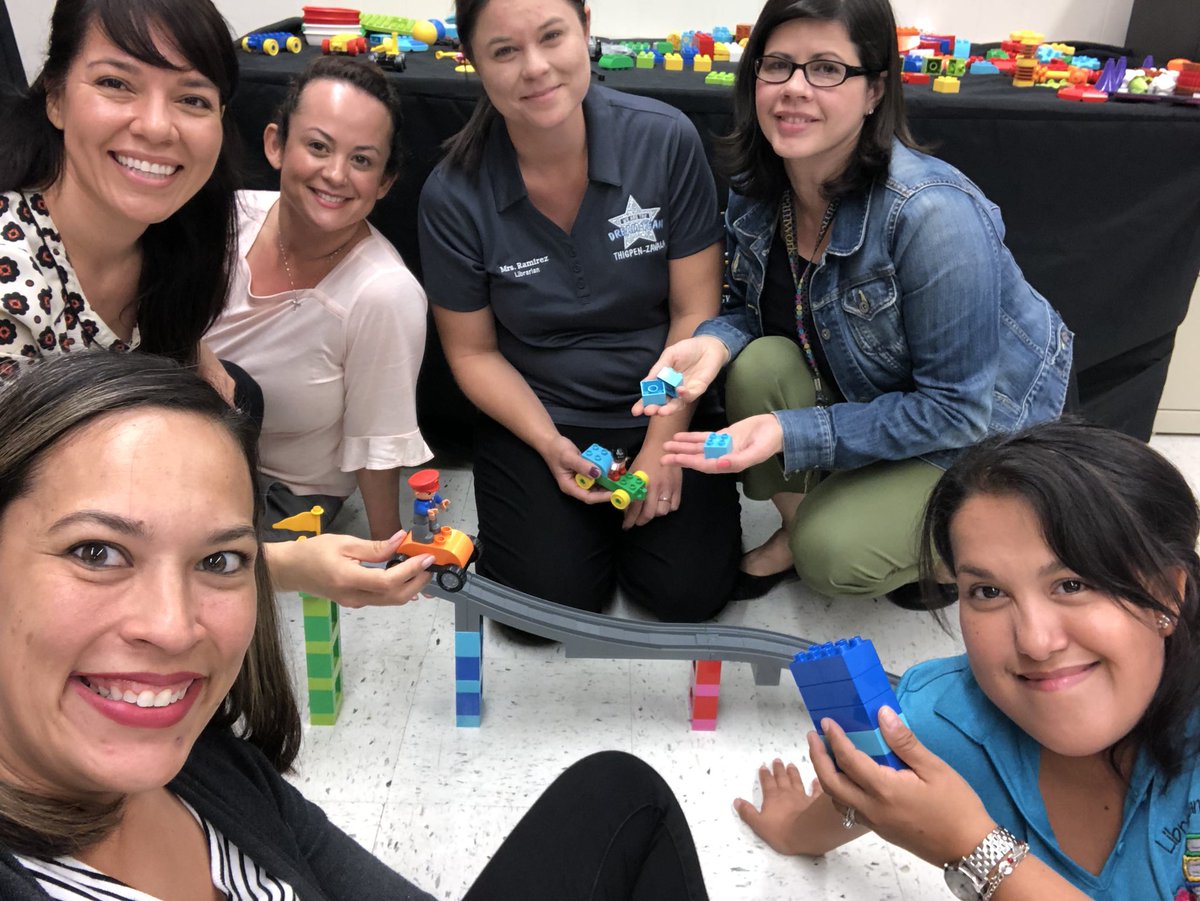 cindyt88's tweet photo. LEGO exploration... why not? @LEGO_Group @mrscontreras25 @RxyTweetz @mlramirez90 @catheymslibrary @lizastarz79 @annvega https://t.co/BFMi3Y4SoW