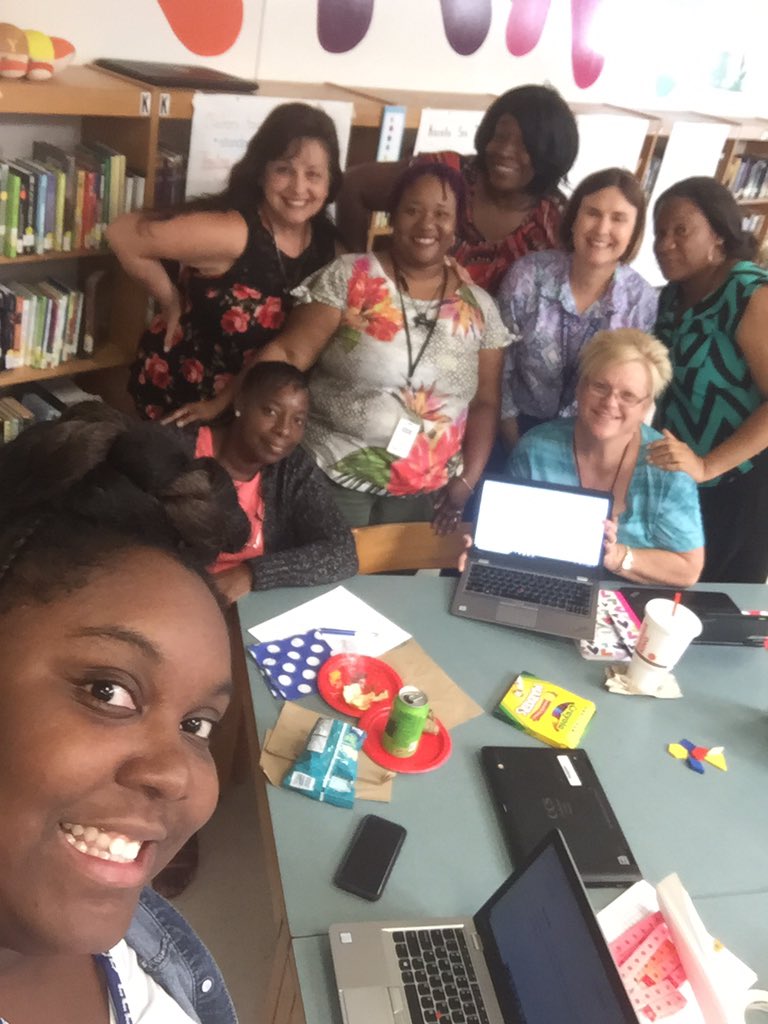 Barbara_20S's tweet photo. #CCSK5MATH #hyperlinks #digindeep #mathisfun https://t.co/dLhtYad8NV