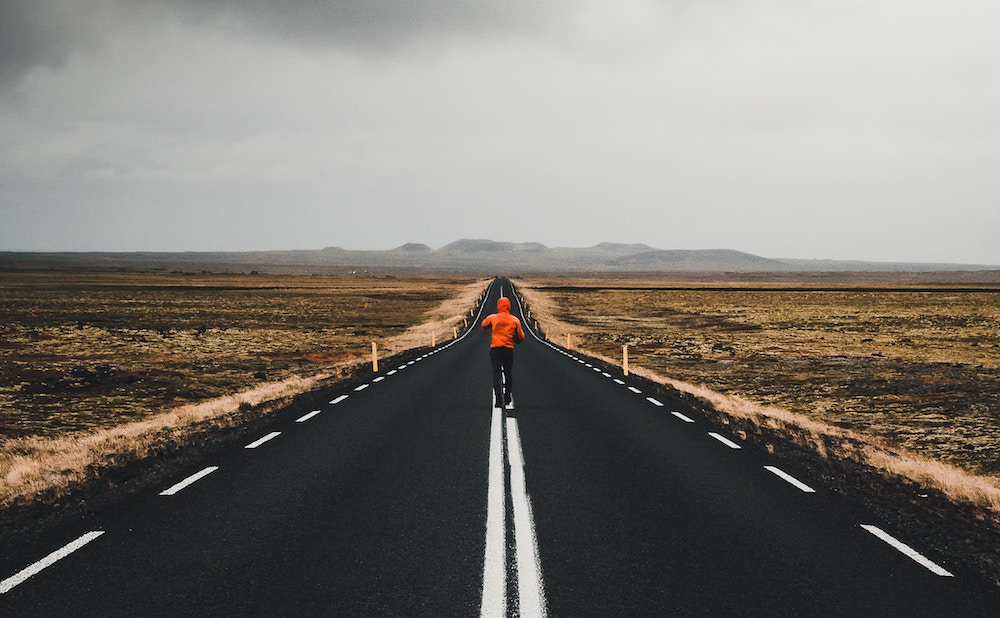 DavidNichtern's tweet image. Practice is more like a marathon than a sprint. You can’t just apply a burst of energy to your life and come out the other end enlightened. Life just keeps unfolding, you need patience to live. It takes time – you can’t live your whole life in 10 minutes. bit.ly/2KXctQx