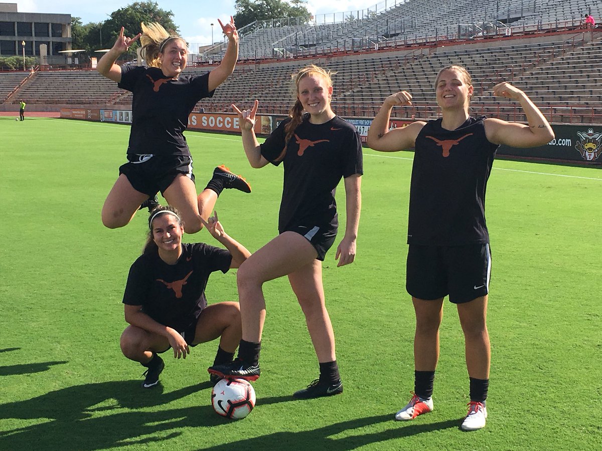 TexasSoccer's tweet image. It’s a GORGEOUS day for training in Austin! #RAMPED #TwoDaysToGo