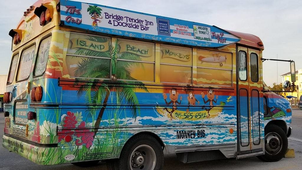 BridgeTenderInn's tweet photo. Don't forget our two great ways to get around AMI! The Monkey Bus is so much fun, and just for tips! We also have the free trolley! #bridgetender #bradentonbeach #annamariaisland #yummyfood #freetrolley #monkeybus #BTI https://t.co/OwkvA8h4Kl