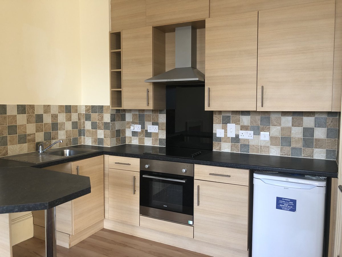 AVALIABLE NOW! Our beautifully redecorated 2 bedroom property in Gloucester! 5 minutes away from the popular Gloucester Quays! NO DEPOSIT OPTION AVAILABLE FOR TENANTS, GREATER PROTECTION FOR LANDLORDS!! Call today 01453 756100!