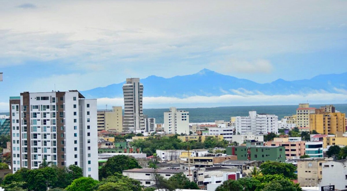 AndresSanJuanV's tweet photo. La Sierra Nevada desde Barranquilla. 😍❤ https://t.co/71kW0gD80D
