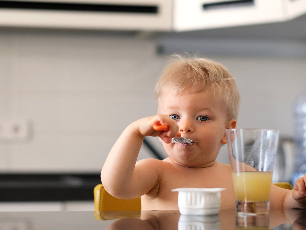 Todaysparent's tweet image. Want to boost your kid's gut health? Find out how with our tips, recipes and recommendations! Presented by @FlorastorCanada #spons —&amp;gt; bit.ly/2B8oVxf