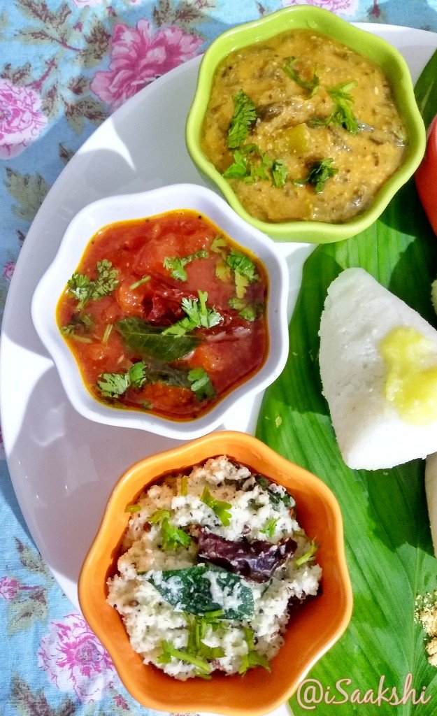iSaakshi's tweet photo. #Dinner time people! #Idlis made with/in fresh #Turmeric #Haldi leaves! #Malabar #Spinach #Curry, #Coconut #Chutney, #Beetroot- #Carrot #Rasam.. and, #Pomegranate #Anar- #Pudina #Mint - #Orange & #Apricot #Barfis! #DesiTadka #KitchenYoga! https://t.co/XQHzTZHr9r