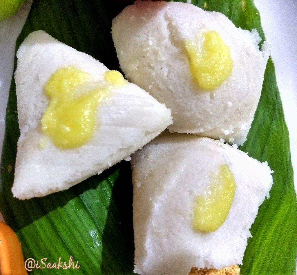 iSaakshi's tweet photo. #Dinner time people! #Idlis made with/in fresh #Turmeric #Haldi leaves! #Malabar #Spinach #Curry, #Coconut #Chutney, #Beetroot- #Carrot #Rasam.. and, #Pomegranate #Anar- #Pudina #Mint - #Orange & #Apricot #Barfis! #DesiTadka #KitchenYoga! https://t.co/XQHzTZHr9r