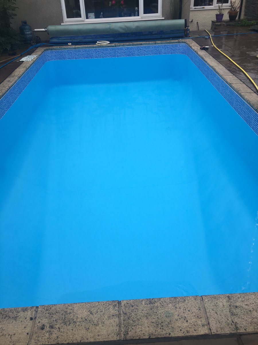 SummitLeisure's tweet image. Another liner being installed near Bristol.  This customer is also having a low level enclosure installed by us shortly.  Filling up and fittings cut in tomorrow. @poolmaintenance #poolliner #replacementliner #poolrefurb #wiltshirepoolshop #poolshop #swimmingpool #pools #pool