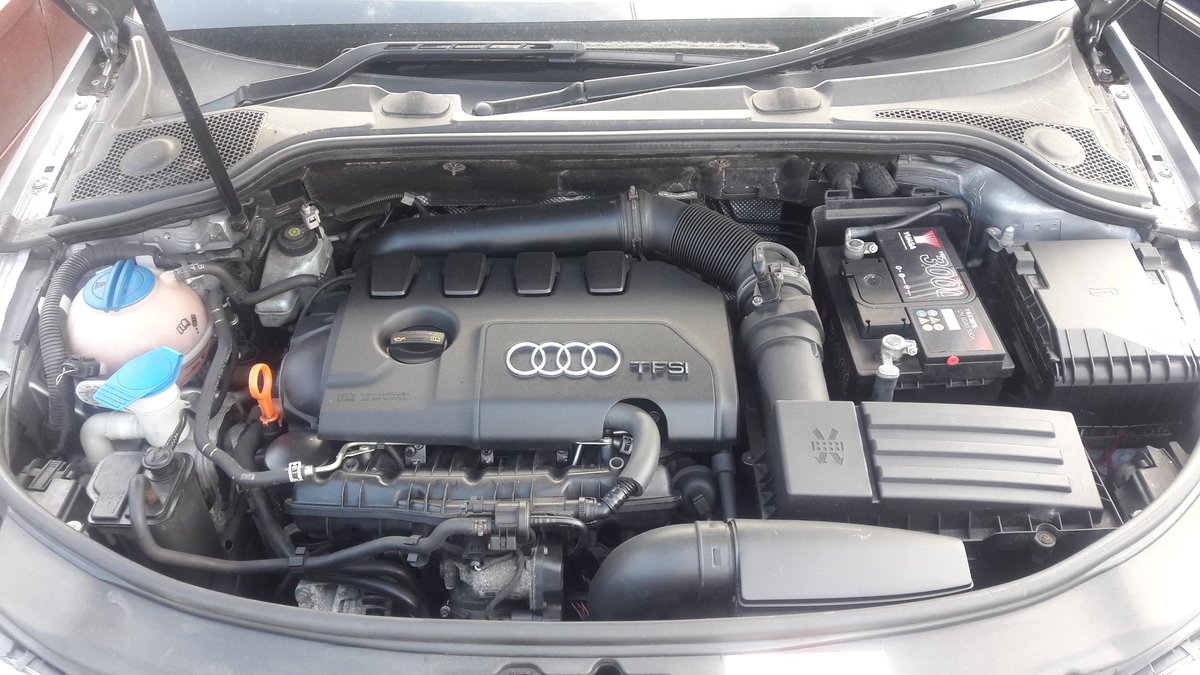 For sale (Private) 

#AudiA3, 
1.8 petrol TFSI. 
71000miles, 
7 months MOT. 
Full service history 
Very tidy car for age 

£5500 ono 

DM for further details