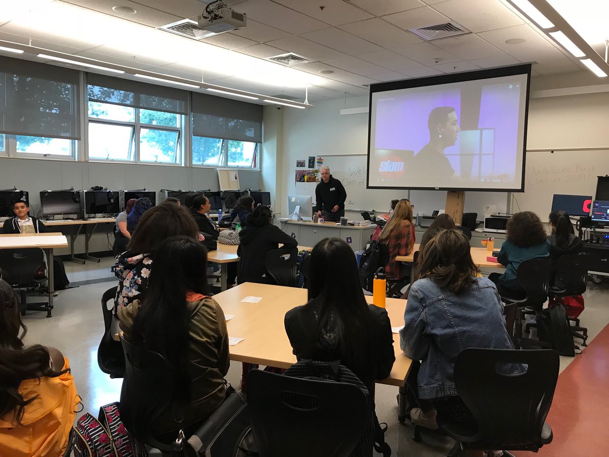 Visiting classes this morning ⁦<a href="/SLAMonline/">SLAM</a>⁩. One word describes it- Inspiring!  State of the art equipment- the mist dedicated teachers/students who are motivated and innovative.