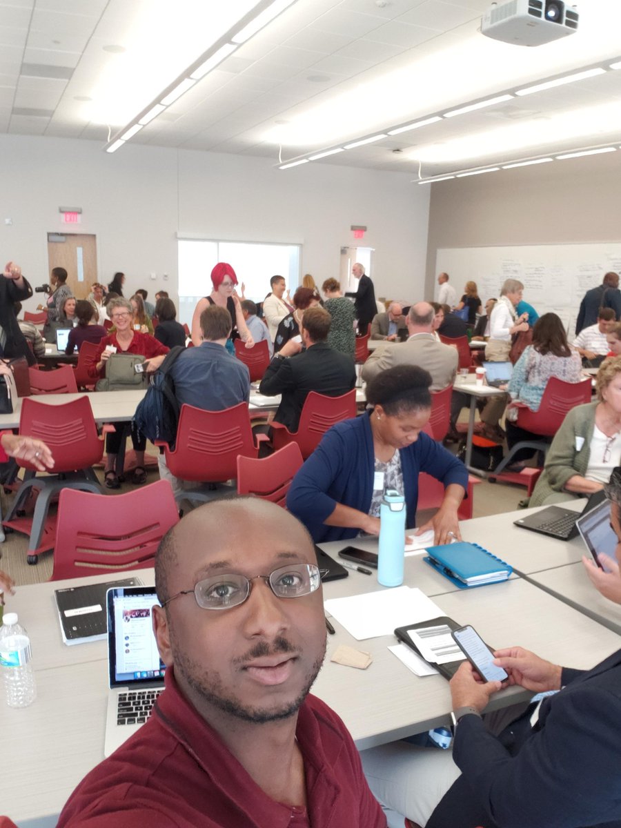 FonZoTiCaL's tweet photo. Thought provoking conversations today at #VTAllInclusive talking about #UtProsim Difference . My favorite quote "It's that I may serve, not that I may save." #whyvt https://t.co/7T1XFEAQhK
