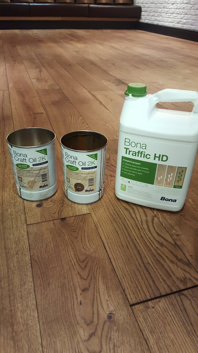 FloorDesignLtd's tweet photo. Explore our low maintenance Bona 2K Craft Oil to create the bespoke look you have been craving. This oil is available in an extensive range of colours to suit your style.
If it is a lacquer finish you prefer, you can avail of the multiple sheen level looks that #BonaTrafficHD . https://t.co/gZD6txNy6E