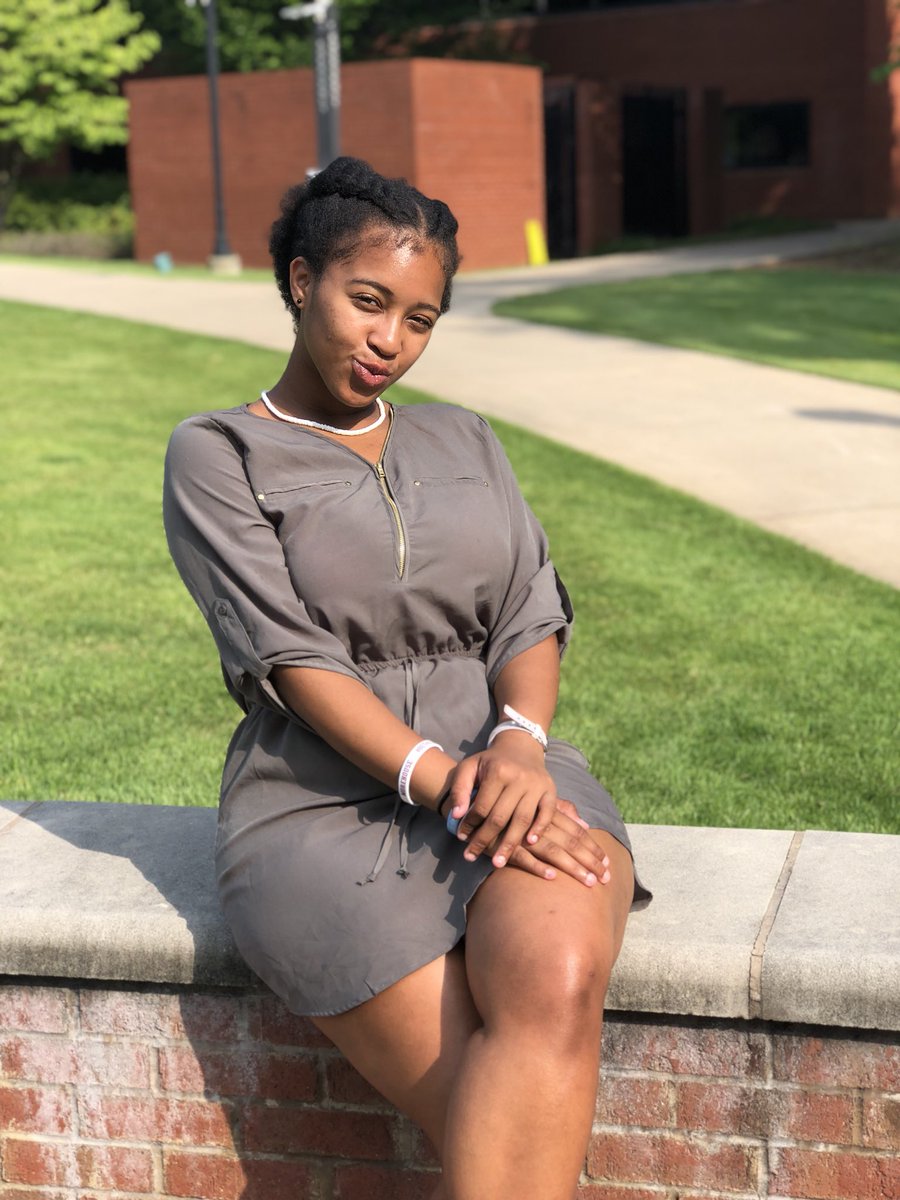 kaceylove143's tweet image. 1st day at the illustrious #spelman22 💙 #basicofc