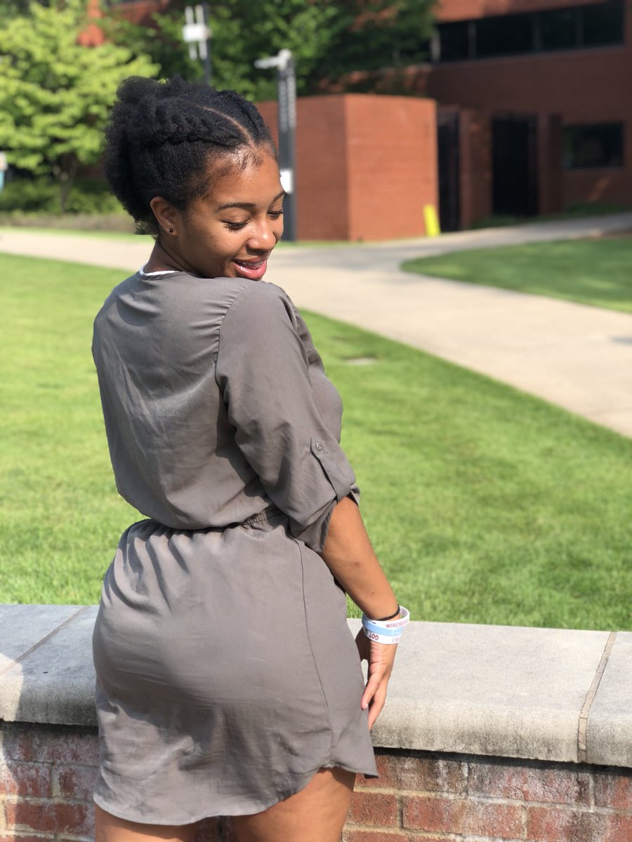 kaceylove143's tweet image. 1st day at the illustrious #spelman22 💙 #basicofc