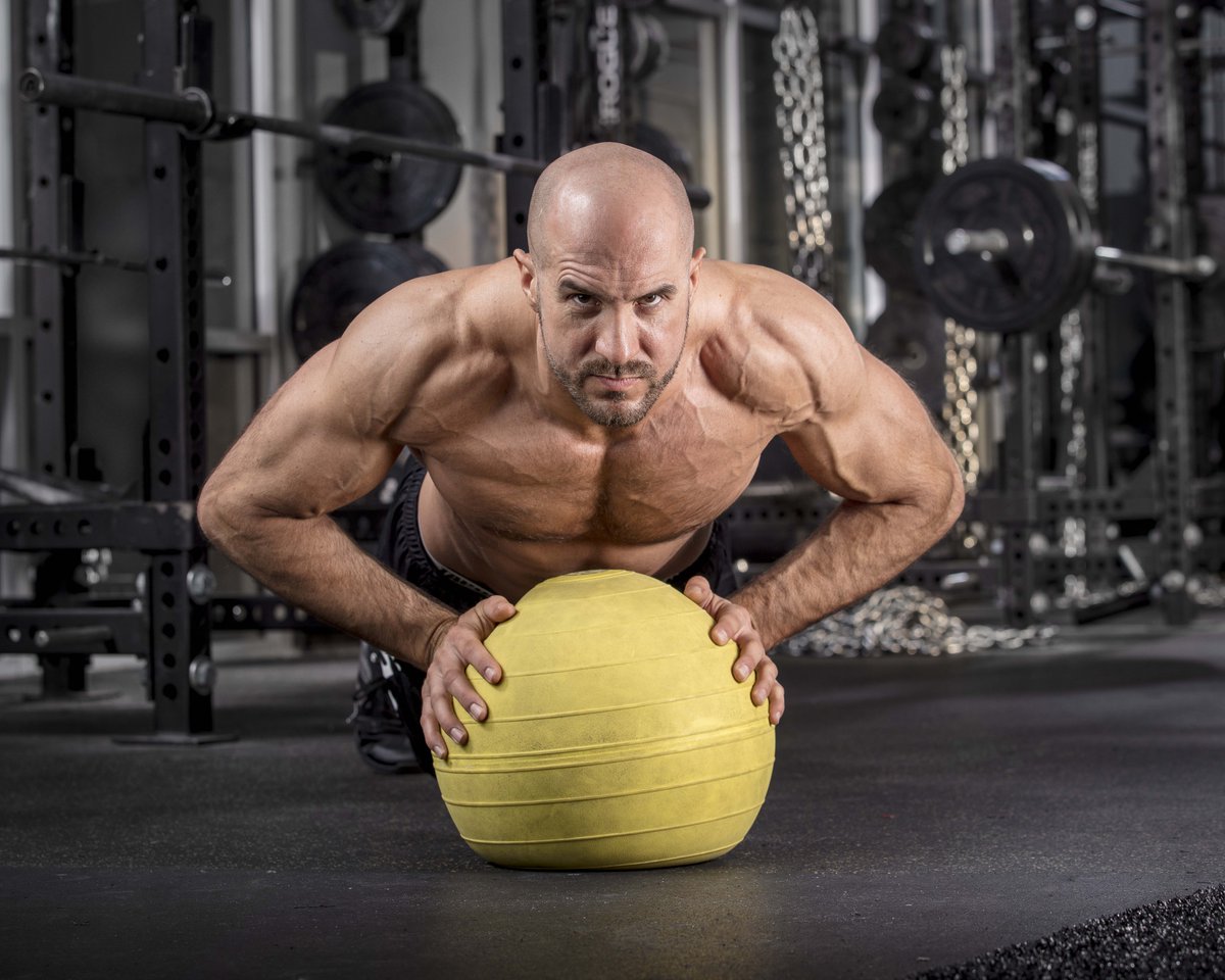 Cesaro (@WWECesaro) | Twitter