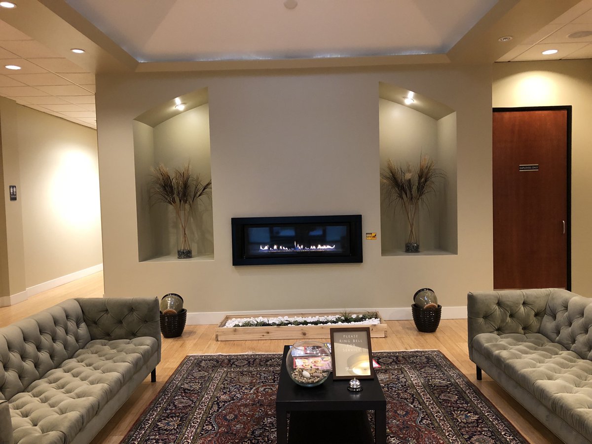 LifeQualCenter's tweet image. We have only a few more rooms available. If you have always wanted to be part of a health and wellness center, this is the time to move or start your practice! Call 503 531 9355 and ask for Shalini.