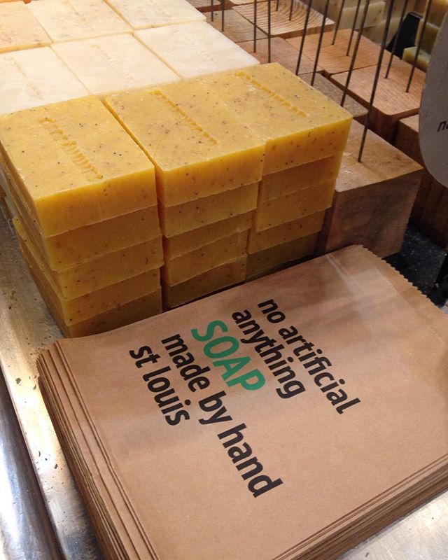 sammysoapSTL's tweet photo. #bthechange #cleanplanet #cleanproduct #cleansoap #noartificialanything #syntheticfreeskincare #allnaturalsoap #handmadesoap #vegan #fairtrade #sustainable #organic #madeinusa #crueltyfree #oranicbeauty #organicskincare #organicmom #sammysoap #sammysoaps… https://t.co/fHUx9WruNN https://t.co/Va4BBrkIur