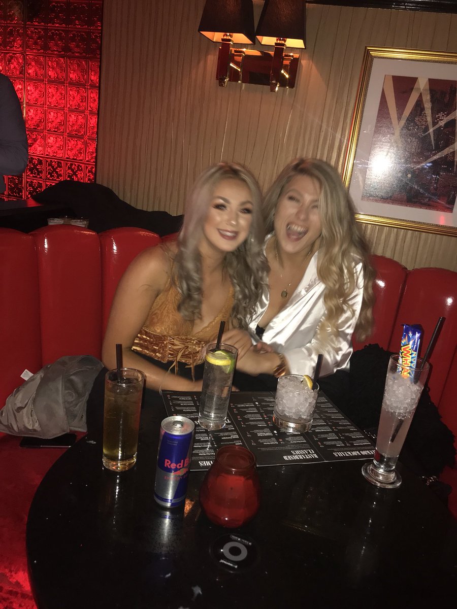 vickymalcolmxo's tweet photo. @lucykate_15 happy bday sexy❤️❤️❤️ https://t.co/3u7O8qYbYH