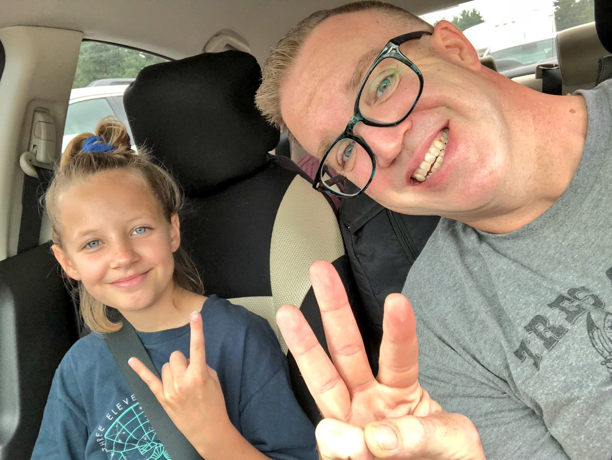 BenRisinger's tweet photo. LETS DO THIS!!!! Heading out to @311 show with niece Kaylee. 11-3 or 3-11. It’s cool. #311summertour #311unity @NickHexum @pnut @excitableones https://t.co/Rfl5hBWxOm