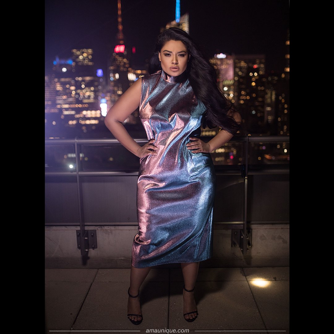 AMAunique2's tweet image. Every girl, at least once in her life wants to feel like a real diva😉📸 ÁMA Unique knows how to help you with this😍

Now you can make a preorder on amaunique.com

#AMA #plussize #fashion #plussizebeauty #plussizefashion #bodypositive #highfashion #AMAunique #curvygirl