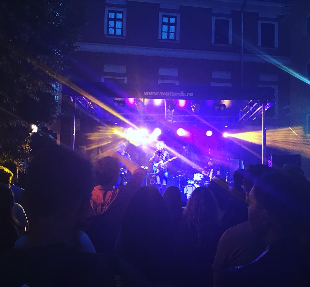DutchCentreCluj's tweet photo. Remembering #DutchDays2018 - bringing #NL closer to #RO.
Many thanks once again to all our partners and sponsors! @StellaRonner @heineken_ro @FspacCluj @UnivBabesBolyai #WhiteElephantBand #CareelTransylvania https://t.co/Us7wYHdbth