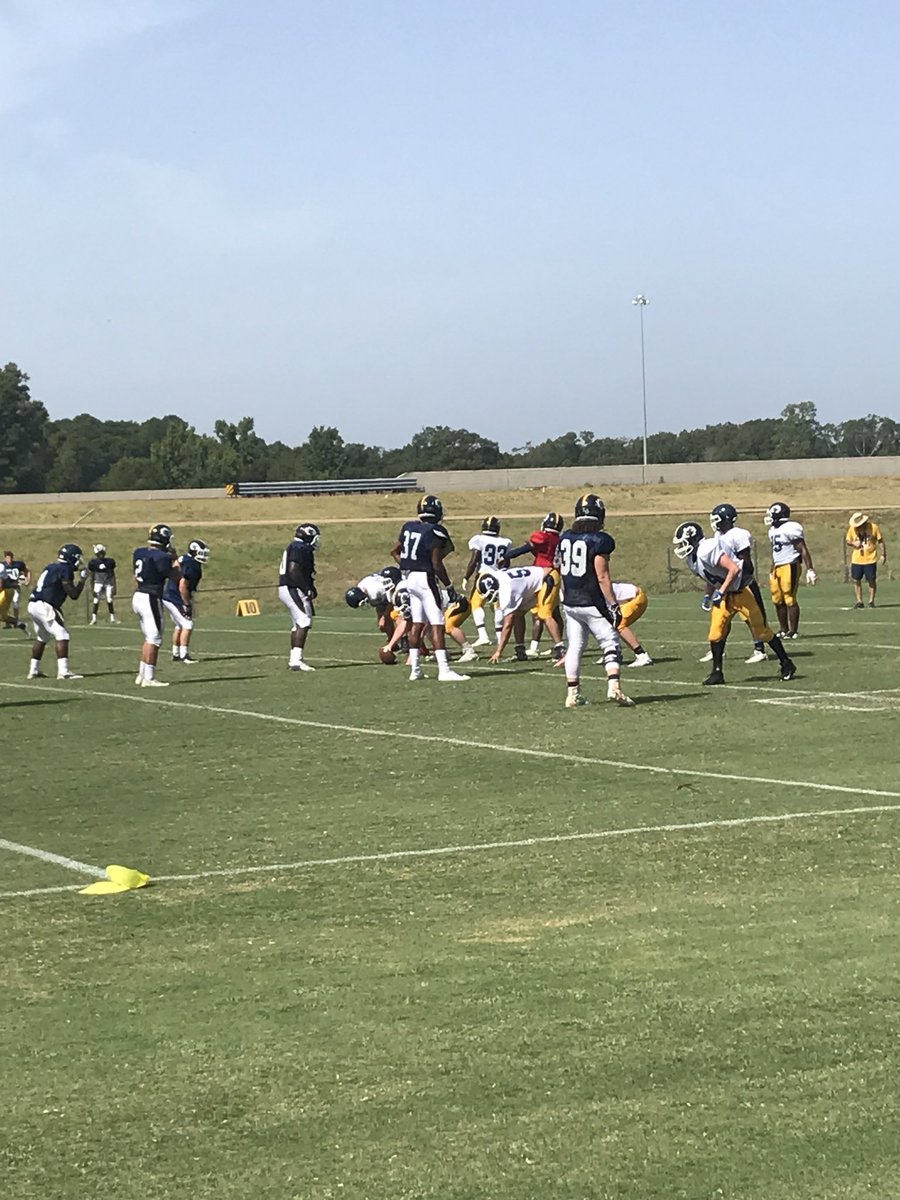 candis16's tweet photo. Back in full pads!  Go Choctaws! https://t.co/GUEDcV8si4