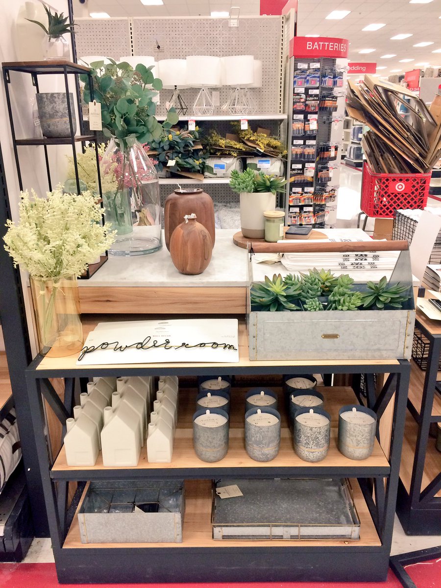 Dana Gill tweet media